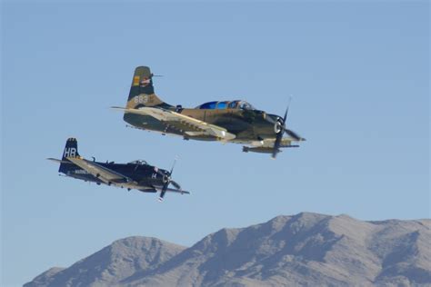Douglas Ad 4n Skyraider Single Engine 3 Crew Low Wing Night Attack