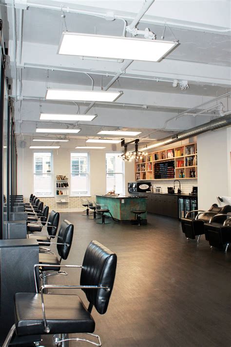 Stylists are reacting to the new levels of hair color technology 27