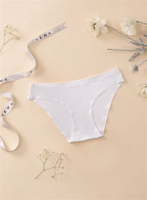 Quần bikini VERA nylon không đường viền 0371 Vera Vietnam