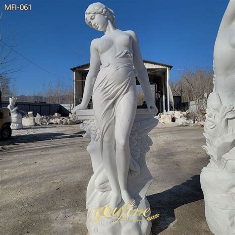 Life Size Nude Woman Marble Garden Statues