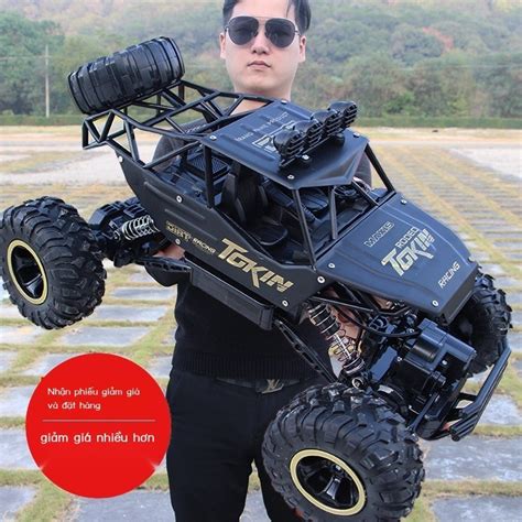 Siêu Hot Xe địa hình điều khiển từ xa cực lớn xe đồ chơi sạc xe leo núi bốn bánh tốc độ cao