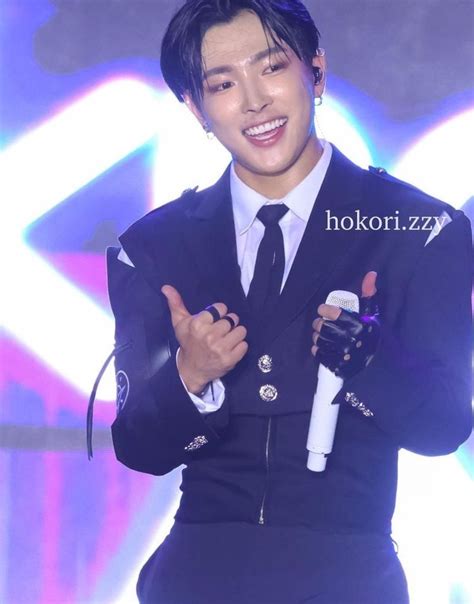 Pin By Ymcstuffins On Honjon In Kim Hongjoong You Re Gay Kim