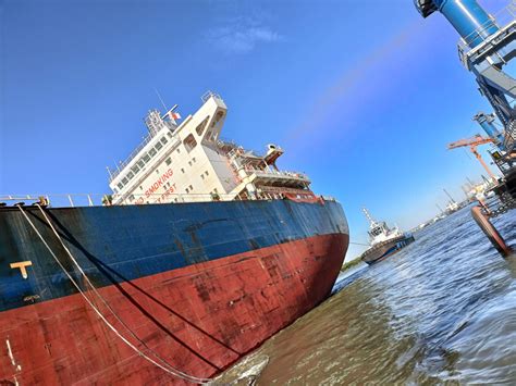 Lamanage Rouen Amarrage Du CL Tianjing Un Vraquier De 229m Au Silo