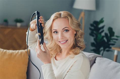 Woman Using Hair Curler Style Blonde Home Stock Photos Free Royalty Free Stock Photos From