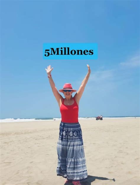 Erika Buenfil Presume Un Bikini Rojo Y Demuestra Que No Hay Edad Para Verse Sexy