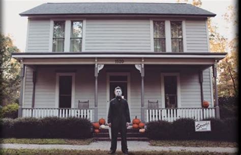 Your Chance to Live Inside a Replica of the Michael Myers House! - Bloody Disgusting