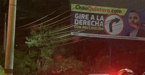 Giro a la derecha en una curva a la izquierda Señalan a publicidad de