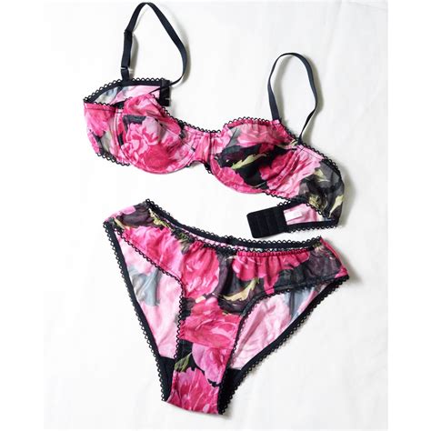Peony Black Floral Lingerie Set With High Quality Elastic Mesh Frame New Restock Model Without