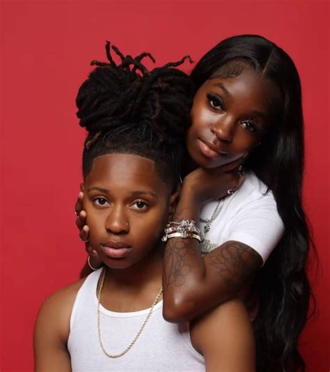 Pin by 𝖈𝖍𝖗𝖎𝖘𝖙𝖎𝖆𝖓 on girls need love too in Cute lesbian couples Cute black couples