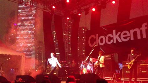 Primal Scream Movin On Up Clockenflap Hongkong Dec Youtube