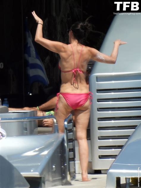 Demi Moore Nude OnlyFans Leaks Fappening FappeningBook