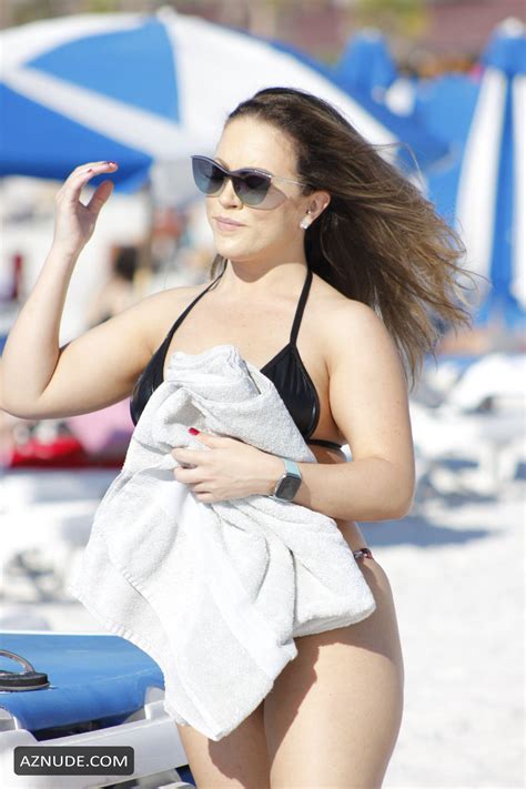 Carmen Valentina Sexy Spent A Day At The Beach In Her Tiny Two Piece Bikini Aznude