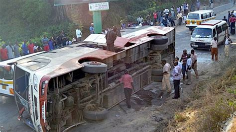 Kenyans Stuck In 50km Traffic Jam On Nairobi Mombasa Road Bbc News