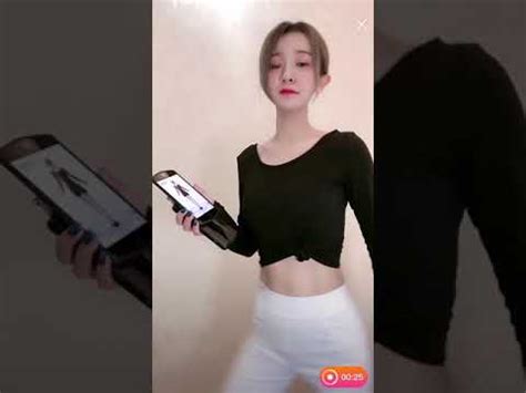 china hot girl dance 15 ID你的可儿呀 白裤 快手 kwai YouTube