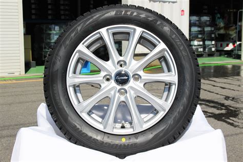 HOT STUFF Exceeder E04 14インチが大量入荷しました冬支度はお早めに 株式会社タイヤスクエアミツヤ