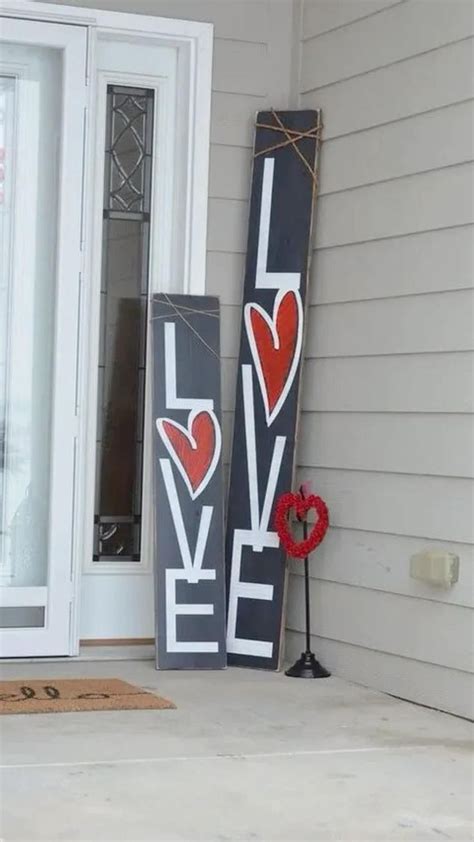 Valentine’s Porch Decor ideas | Diy valentines decorations, Valentine's ...