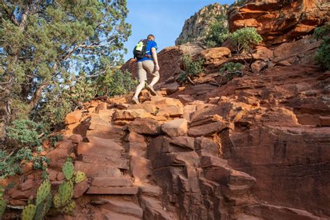 How To Hike To Devils Bridge In Sedona Earth Trekkers