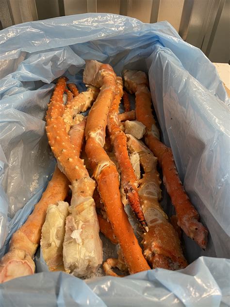 King Crab Legs Large Alaskan Golden 1620 Count Today Gourmet Foods Of Nc