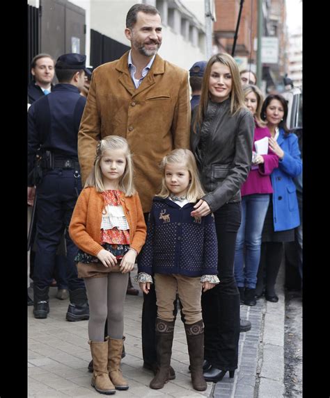 Photo Le Prince Felipe Et La Princesse Letizia D Espagne Avec Leurs