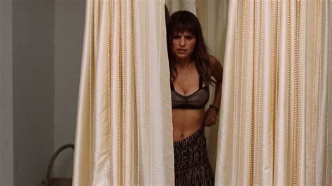 Naked Lake Bell In How To Make It In America
