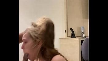 Me dio un empujón en la boca cuando fui a Gakworld XVIDEOS