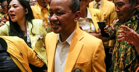 Parti Golkar Indonesia Sedia Pilih Sekutu Jokowi Sebagai Ketua Berita