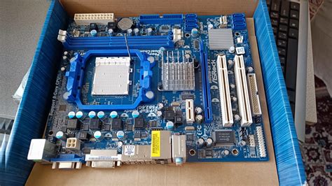 مادر برد ASRock 880GM-LE fx