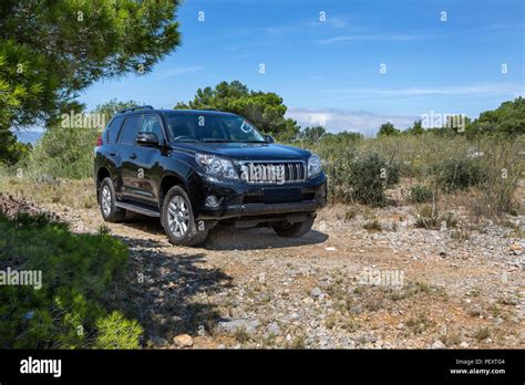 Toyota Landcruiser Hi Res Stock Photography And Images Alamy