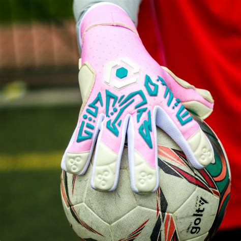 How to Make Goalkeeper Gloves Sticky: A Complete Guide to Glove Grip