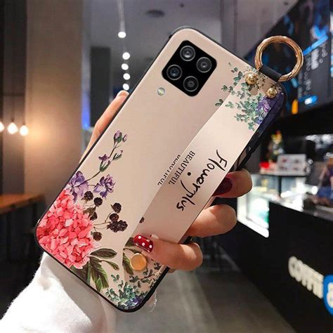 Силиконовый чехол для Samsung Galaxy A12 с ремешком-подставкой ...