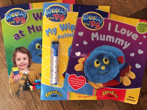 {book review} Woolly and Tig books - Treading on Lego