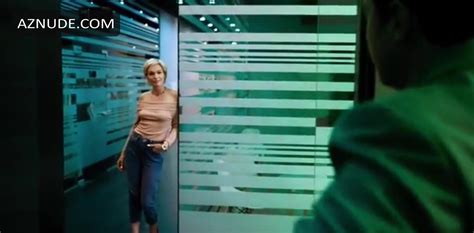 Lyubi Ikh Vsekh Nude Scenes Aznude