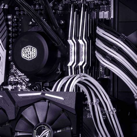 Sleeved Extension Cable Kit - White & Black | Cooler Master