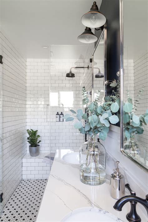 Hgtv Bathrooms Farmhouse Bathroom Los Angeles By Soko Design