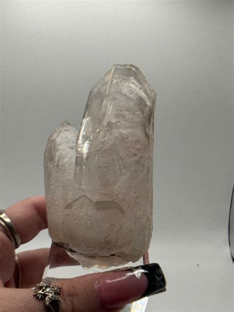 Amazing Goboboseb Fenster Quartz Twin Points With Huge Focal Bubble And