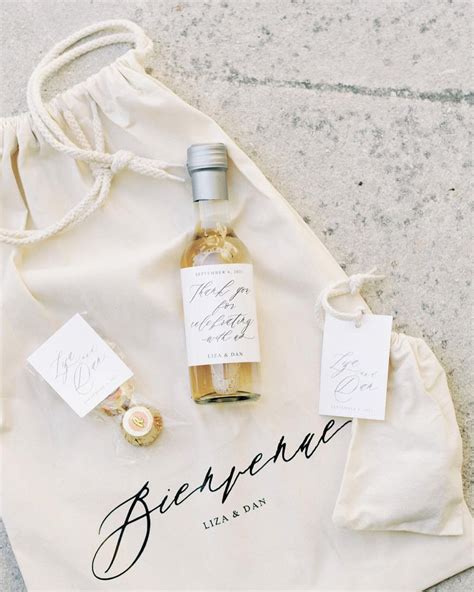 Why Mini Wine Bottles are a Game-Changer for Weddings