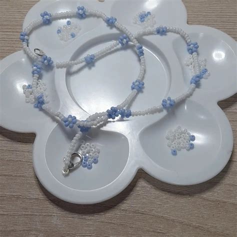 Ожерелье с цветочками🌸