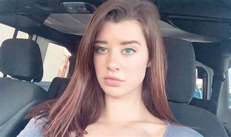 Sarah Rose McDaniel Krotchy Brunette Beauty Beauty Sarah