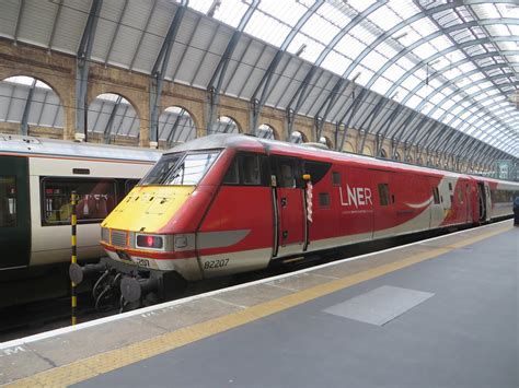 Lner 82 207 Class 82 2 Br Mk4 Dvt Based At Bounds Green Tand Flickr