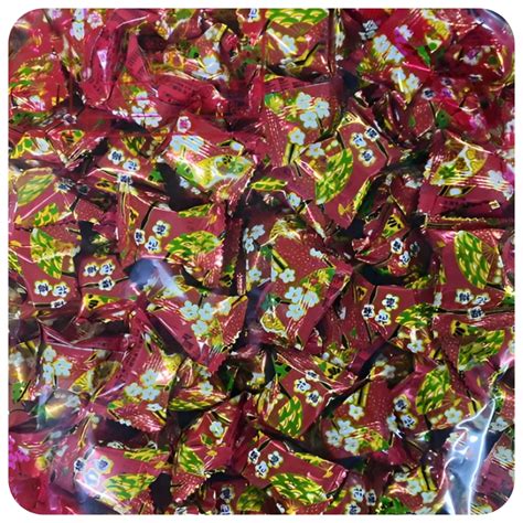 【好食在】櫻花梅軟糖 3000g 【友僑】量販價 軟糖 年糖 過年糖果 古早味 喜糖 糖果 零食 生日分享 | 蝦皮購物