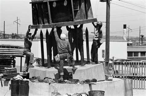 Previously Unpublished Photos Of Space Needle Construction