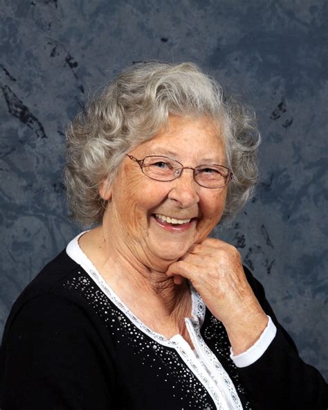 Helena Taylor Obituary - Lawrenceburg, TN