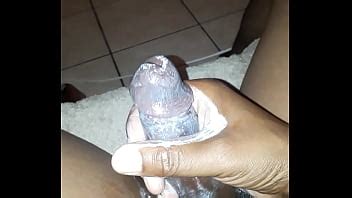 Hombre Se Masturba Mientras Espera Que Venga La Novia Para Un Buen Sexo Xvideos