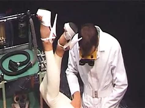 Free Pantyhose Pissing Porn Videos Xhamster