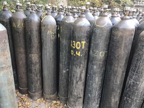 Butelii, oxigen, argon, azot, dioxid de carbon.баллоны, кислород, аргон ...