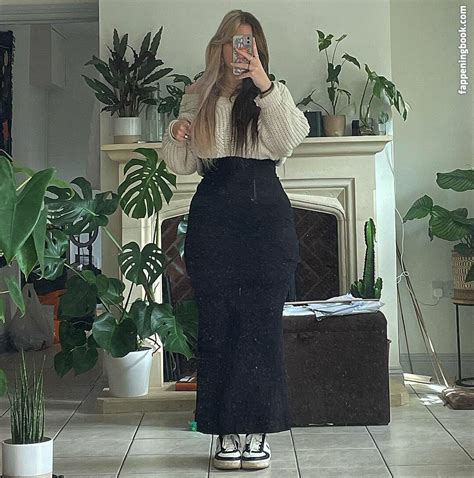 Isabella Dorta Nude OnlyFans Leaks Fappening Page FappeningBook