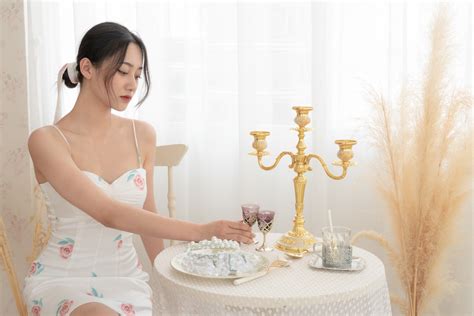 Những hot girl xinh đẹp chọn sống chậm trong mùa dịch Hạt giống tâm hồn