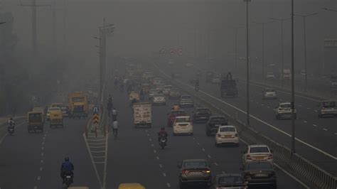 Delhi Air Quality Continues To Remain In Severe Category Thick Layer