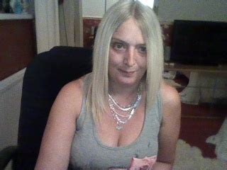 Sweetsmilerose 47 From Leicester Is A Local Granny Looking For Casual Sex Dirty Granny