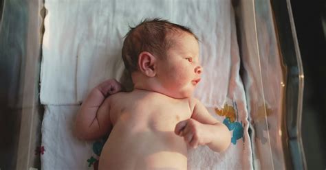 How Hot Is Too Hot Understanding Newborn Temperature Kiindred